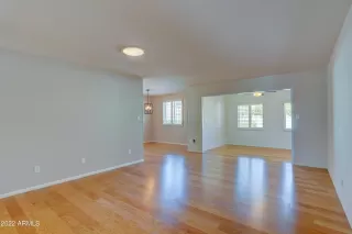 Photo #2: 6347265 Listing