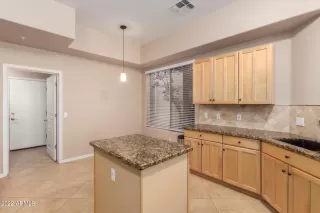 Photo #6: 6347283 Listing 