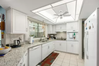 Photo #4: 6347475 Listing