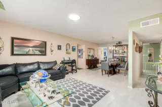 Photo #5: 6347475 Listing