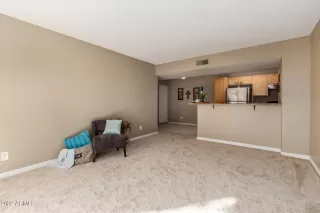 Photo #6: 6347589 Listing 