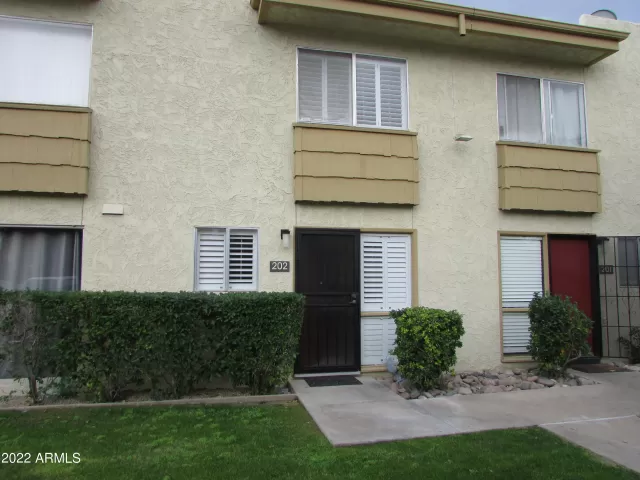 MLS: 6347888 Condo For Sale