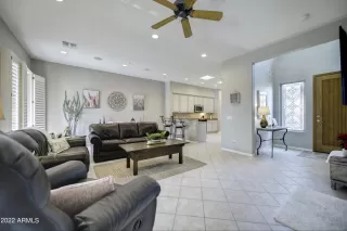 Photo #6: 6347945 Listing 