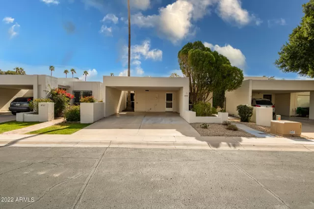 MLS: 6348047 Condo For Sale