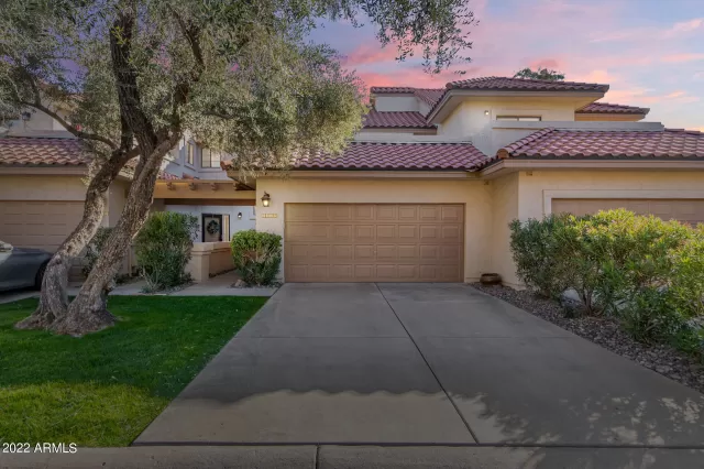 MLS: 6348111 Condo For Sale