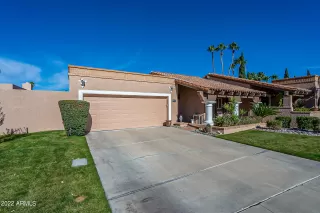 Photo #3: 6348263 Listing