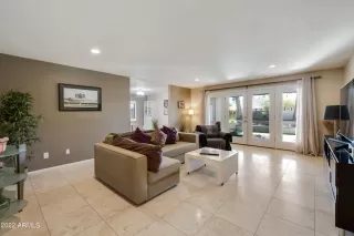 Photo #4: 6348356 Listing