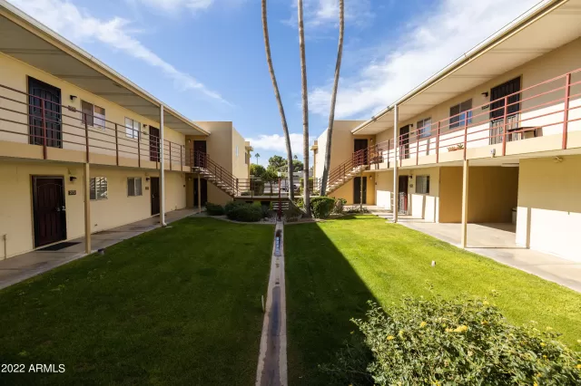 MLS: 6348533 Condo For Sale