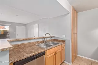 Photo #6: 6348545 Listing