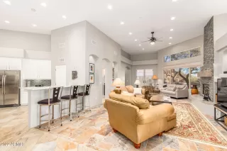 Photo #4: 6348760 Listing 