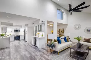 Photo #3: 6348766 Listing