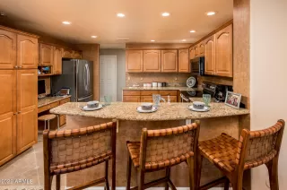 Photo #3: 6348793 Listing 