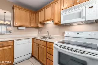 Photo #4: 6348849 Listing 