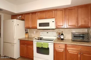 Photo #6: 6348851 Listing 