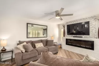 Photo #3: 6348853 Listing