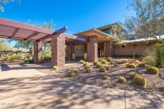 Photo #3: 6348907 Listing