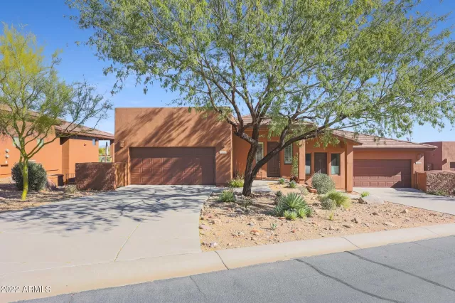 MLS: 6348957 Condo For Sale