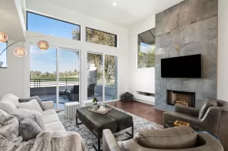 Photo #3: 6349086 Listing