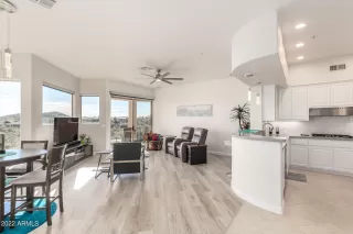 Photo #3: 6349104 Listing 