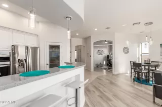 Photo #5: 6349104 Listing 
