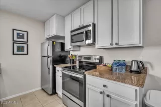 Photo #6: 6349625 Listing