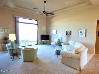 Photo #6: 6349635 Listing