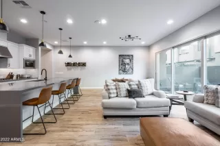 Photo #3: 6349707 Listing 