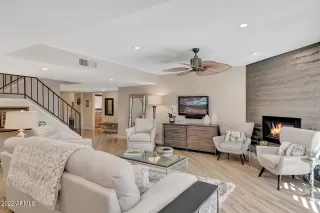 Photo #5: 6349803 Listing 