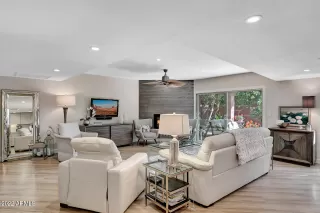 Photo #6: 6349803 Listing 