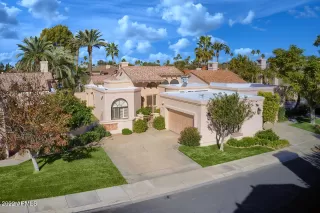 Photo #2: 6349969 Listing