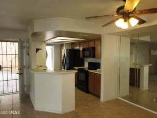 Photo #2: 6350102 Listing