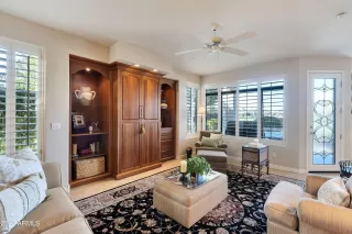 Photo #6: 6350128 Listing