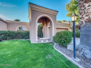 Photo #1: 6350184 Listing 