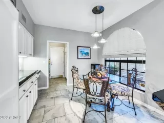 Photo #5: 6350184 Listing 