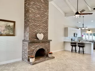 Photo #3: 6350345 Listing