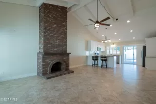 Photo #4: 6350345 Listing