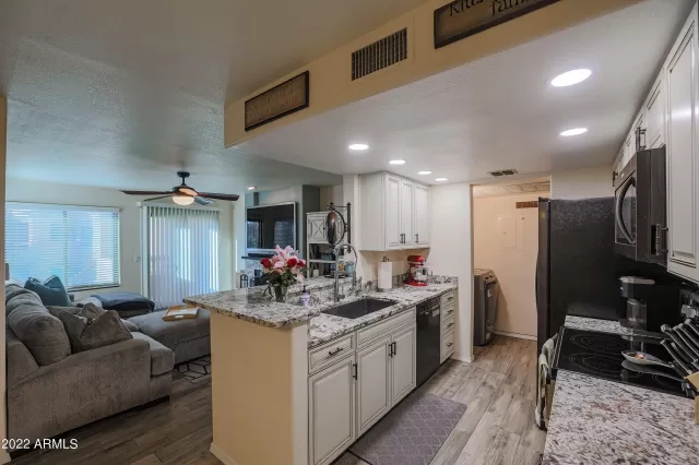 MLS: 6350354 Condo For Sale