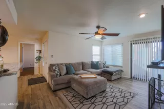 Photo #5: 6350354 Listing