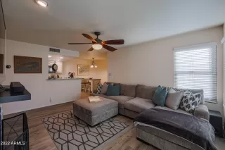 Photo #6: 6350354 Listing