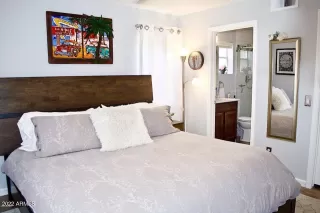 Photo #5: 6350384 Listing