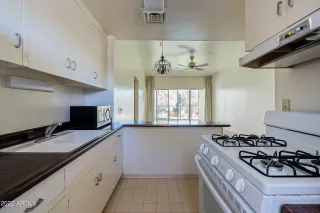 Photo #4: 6350561 Listing