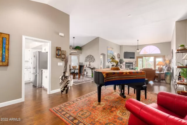 MLS: 6350678 Condo For Sale