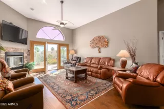 Photo #5: 6350678 Listing 