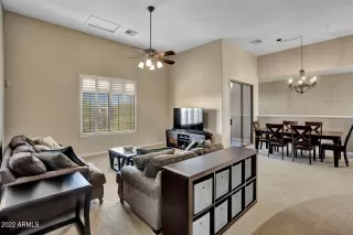 Photo #6: 6350698 Listing 