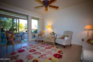 Photo #5: 6350959 Listing