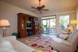 Photo #6: 6350959 Listing