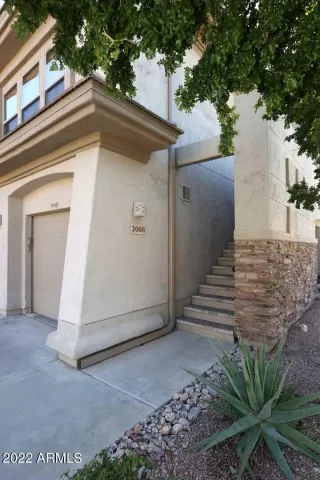 Photo #2: 6351104 Listing 