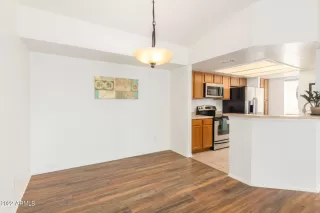 Photo #6: 6351106 Listing 