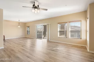 Photo #6: 6351129 Listing 