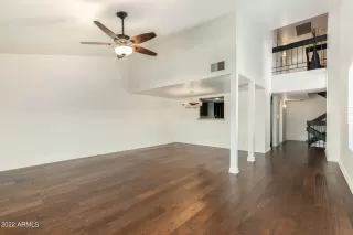 Photo #6: 6351221 Listing